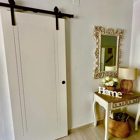 La Casa De Mis Padres